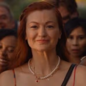 Video: Watch Leah McKendrick's SCRAMBLED Trailer