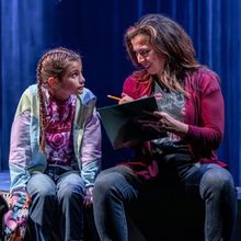 Review: HUNDREDS AND HUNDREDS OF STARS at TimeLine Theatre Company