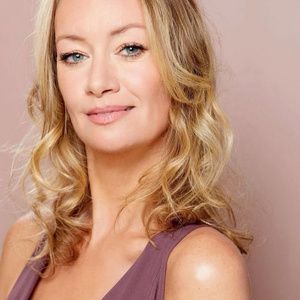 Joanna Pickering's Thriller CRASH LANDING Develops at the Tank With Special Dates