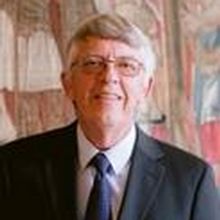 San Francisco Opera's Chorus Director Of 35 Years, Ian Robertson, Will Retire At Clos