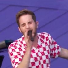 VIDEO: Ben Platt Performs 'Bad Habit' at the Global Citizen Festival