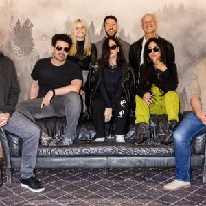 Elohim Signs Worldwide Record Deal With Position Music