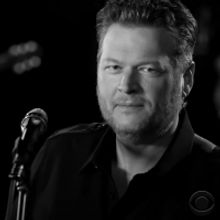 VIDEO: Blake Shelton Performs 'Minimum Wage' on THE LATE SHOW WITH STEPHEN COLBERT