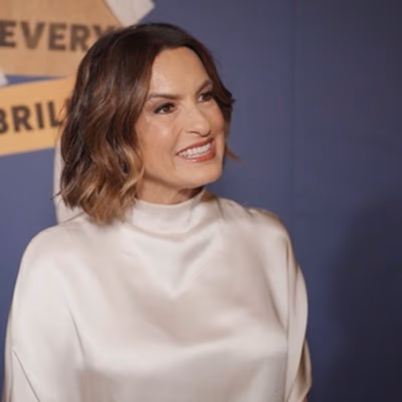 Wake Up With BroadwayWorld June 11, 2026- 2026 Theater Fans' Choice Awards Winners Announced Image