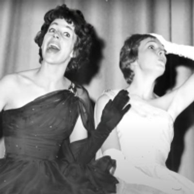 VIDEO: Julie Andrews Talks About Kissing Carol Burnett on THE KELLY CLARKSON SHOW