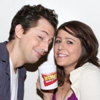 Wake Up With BWW 12/23: GRAND HORIZONS Begins Previews, and More!