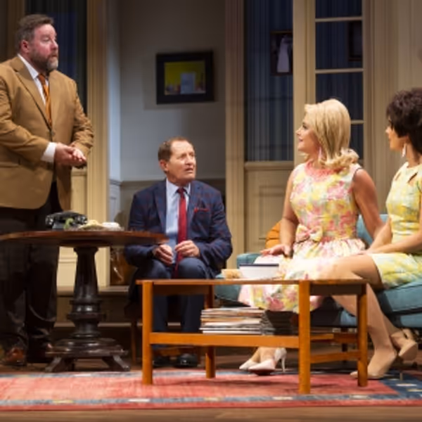 Review: THE ODD COUPLE at The Comedy Theatre Photo