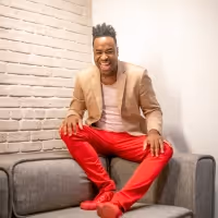 Multi-Genre Recording Artist Damien Sneed Releases Christmas Project, 'Joy To The…