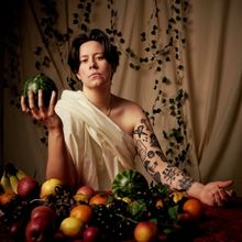 EDINBURGH 2025: Review: CHLOE PETTS: BIG NATURALS, Pleasance Courtyard