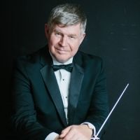 Renowned Conductor & Pianist Ian Hobson Appointed Guest Conductor Of Sinfonia…