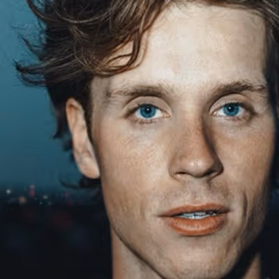 Sebastian Schub Announces UK/EU Tour, Shares HAVEN'T FOUND LOVE