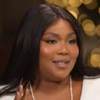 VIDEO: Lizzo Opens the Doors of Her New Home to CBS SUNDAY MORNING