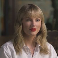 Taylor Swift Plans to Re-Record Her Earlier Songs