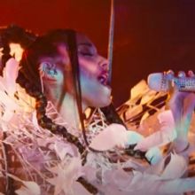VIDEO: Watch Ariana Grande, Meryl Streep & More in New DON'T LOOK UP Trailer