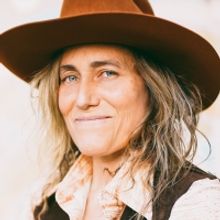 Melissa Carper Pays Tribute to Odetta With 'Hit or Miss'