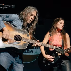 Sugarcane Jane Featuring Longtime Neil Young Bandmate to Release 'On A Mission' LP