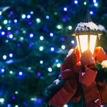 BWW Blog: Broadway Holiday Hits Playlist