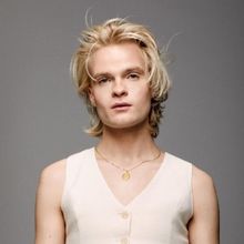 Jake Wesley Rogers Returns With New Single 'Loser'