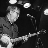 Banjo Master Tony Trischka Celebrates 25th Anniversary of GLORY SHONE AROUND with…