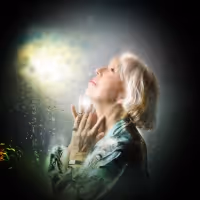 VIDEO: Barb Jungr and The Fourth Choir Release '​In My Troubled Days' Video