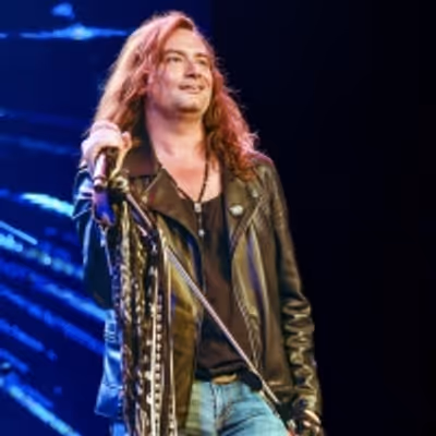 Interview: Constantine Maroulis of FOREIGNERS JOURNEY at Axelrod PAC