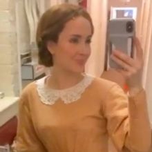 VIDEO: A CHRISTMAS CAROL's Hannah Elless Takes Over Instagram!