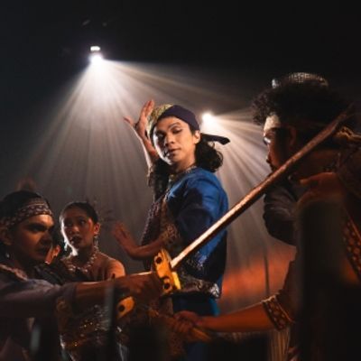 Photos: SINTANG DALISAY, Filipino-Ethnic Adaptation of 'Romeo and Juliet'
