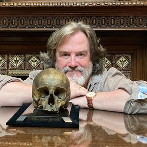 Book Review: WALKING SHADOW LOVE, LOSS AND SHAKESPEARE, By Greg Doran