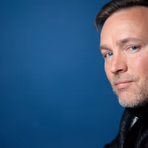 10 Videos That Will Bring Us To Birdland For BRING ME GIANTS Starring Robbie Rozelle