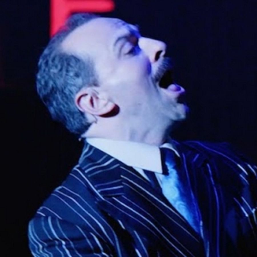 Wake Up With BroadwayWorld July 3, 2025- DORIAN GRAY Star Sarah Snook Joins the Wall at Sardi's and More Image