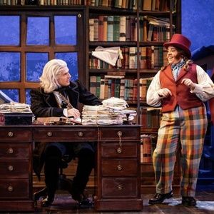 Review: CHRISTMAS CAROL GOES WRONG, King's Theatre