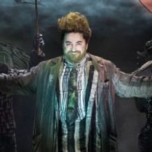 Wake Up With BWW 12/28: Alex Brightman Out of BEETLEJUICE, Tony Awards Update, and Mo