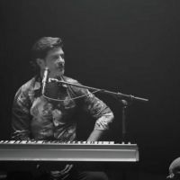 VIDEOS: Robin Thicke, Aloe Blacc, and Kelly Rowland Take Part in the MDA Kevin Hart…
