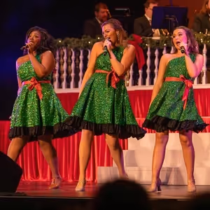 Previews: MERRY OL’ MISSOURI: A FAMILY CHRISTMAS SPECTACULAR at The Missouri Theatre