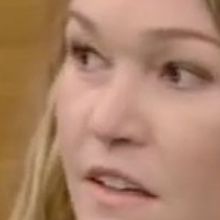 VIDEO: Julia Stiles Talks Growing Up in NYC on LIVE WITH KELLY AND RYAN