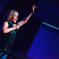 Review: Linda Purl Is A Breath Of Fresh Air At Birdland Theater With THIS COULD BE…