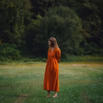 Kate Prascher Shares New Single "RETROGRADE" Ahead of Album