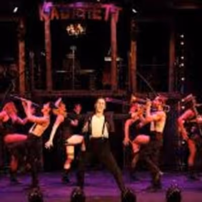 Review: Desert Theatricals CABARET Thrills Under The Stars