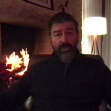 VIDEO: Kyle Chandler Shares How a Chance Encounter at Waffle House Led Him to the Sta