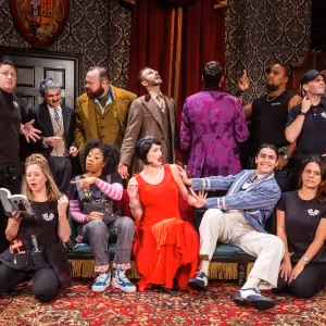 THE PLAY THAT GOES WRONG Extends Tickets Through Early January, 2026