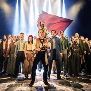Video: LES MISERABLES Celebrates 15,000 Performances in London's West End