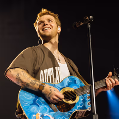 Review: FINDING FAMILY ON THE ROAD TOUR 2026 - ALEX WARREN at Grand Casino Arena