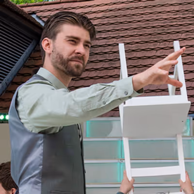 Review: KLAN BAŤA se do toho na Letní scéně Musea Kampa obul
