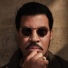 Lionel Richie to Receive the Icon Award at the '2022 American Music Awards'