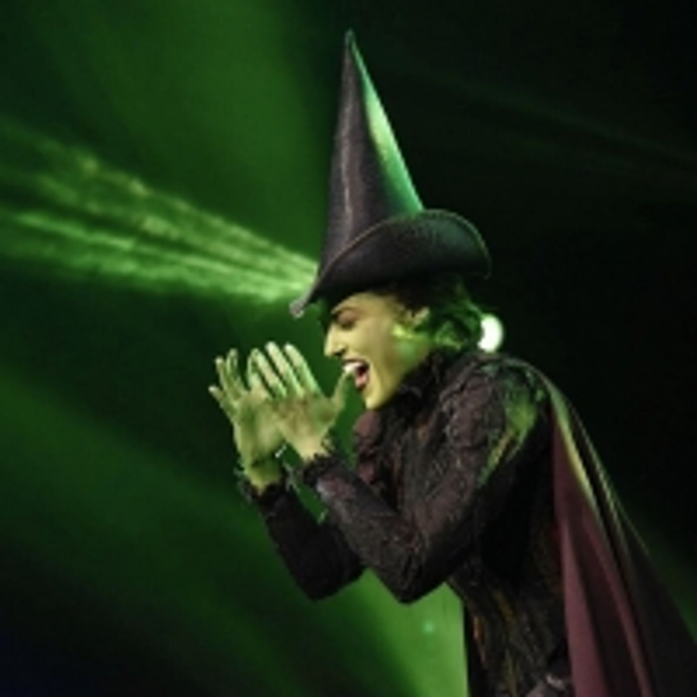 Wake Up With BWW 9/14: First Listen to CINDERELLA Song, THE PROM Film Release Date, and More!  Image