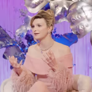 Video: Dylan Mulvaney Shares How Meeting Kristin Chenoweth Inspired Her to Follow…