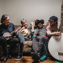 Béla Fleck & The Flecktones Detail 2025 'Jingle All the Way' US Tour