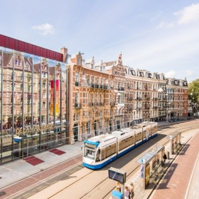 Feature: DELAMAR OPENT THEATERCAFE MET LIVE MUZIEK at Het Amsterdamse Theater Start In Het Nieuwe Theaterseizoen Met 'Café DeLaMar'