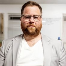 Paul Walter Hauser Joins Liam Neeson and Pamela Anderson in THE NAKED GUN Reboot