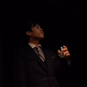 Boyu Chen: Cross-Cultural Identity Exploration and Self-Reconstruction on Stage